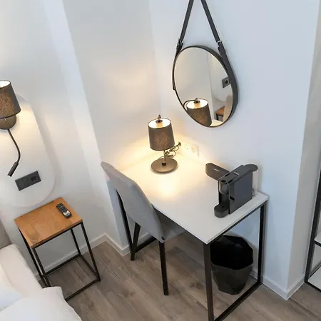 We Shortstay Hotel *