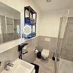 We Shortstay Hotel Frankfurt nad Mohanem