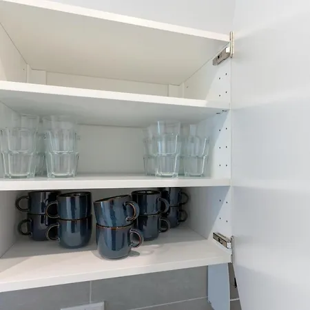 We Shortstay Ξενοδοχείο *