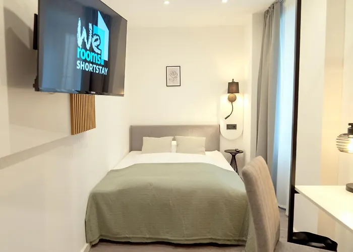 We Shortstay Hotel *