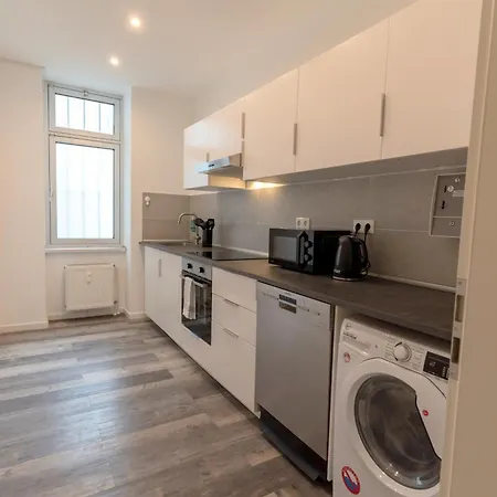 We Shortstay Ξενοδοχείο *