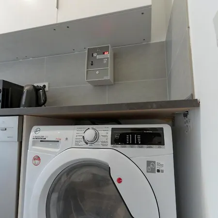 We Shortstay Ξενοδοχείο *