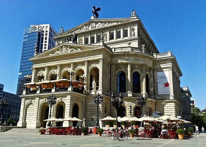 We Shortstay מלון